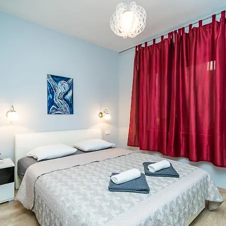 Dream By Nostromo 4*