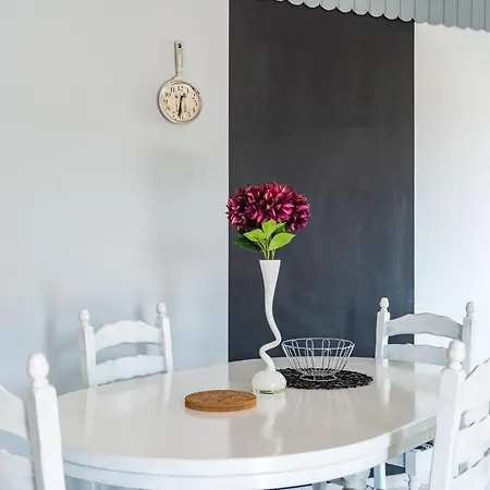 Pensión Dream By Nostromo